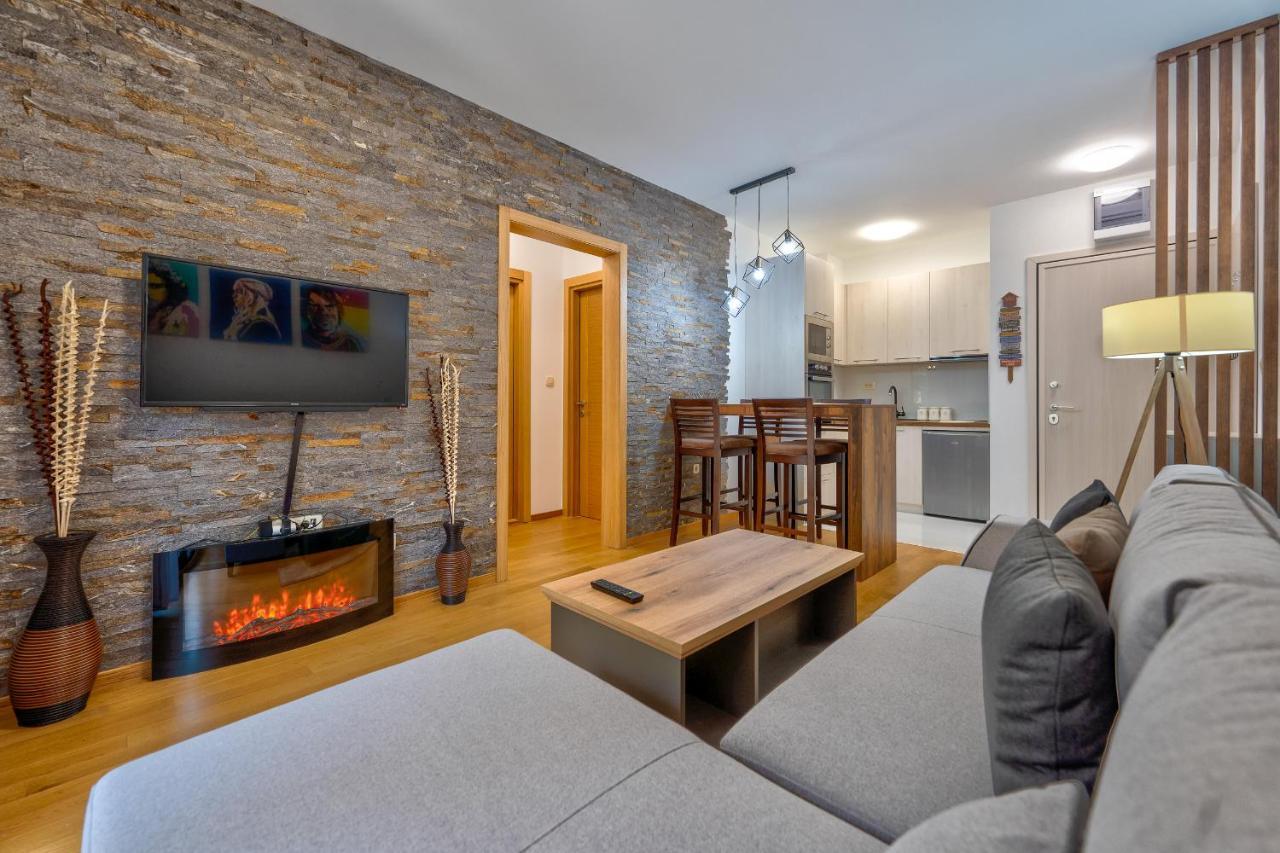 Apartment Pekovic Green, Pine Trees View 2 Bedrooms *