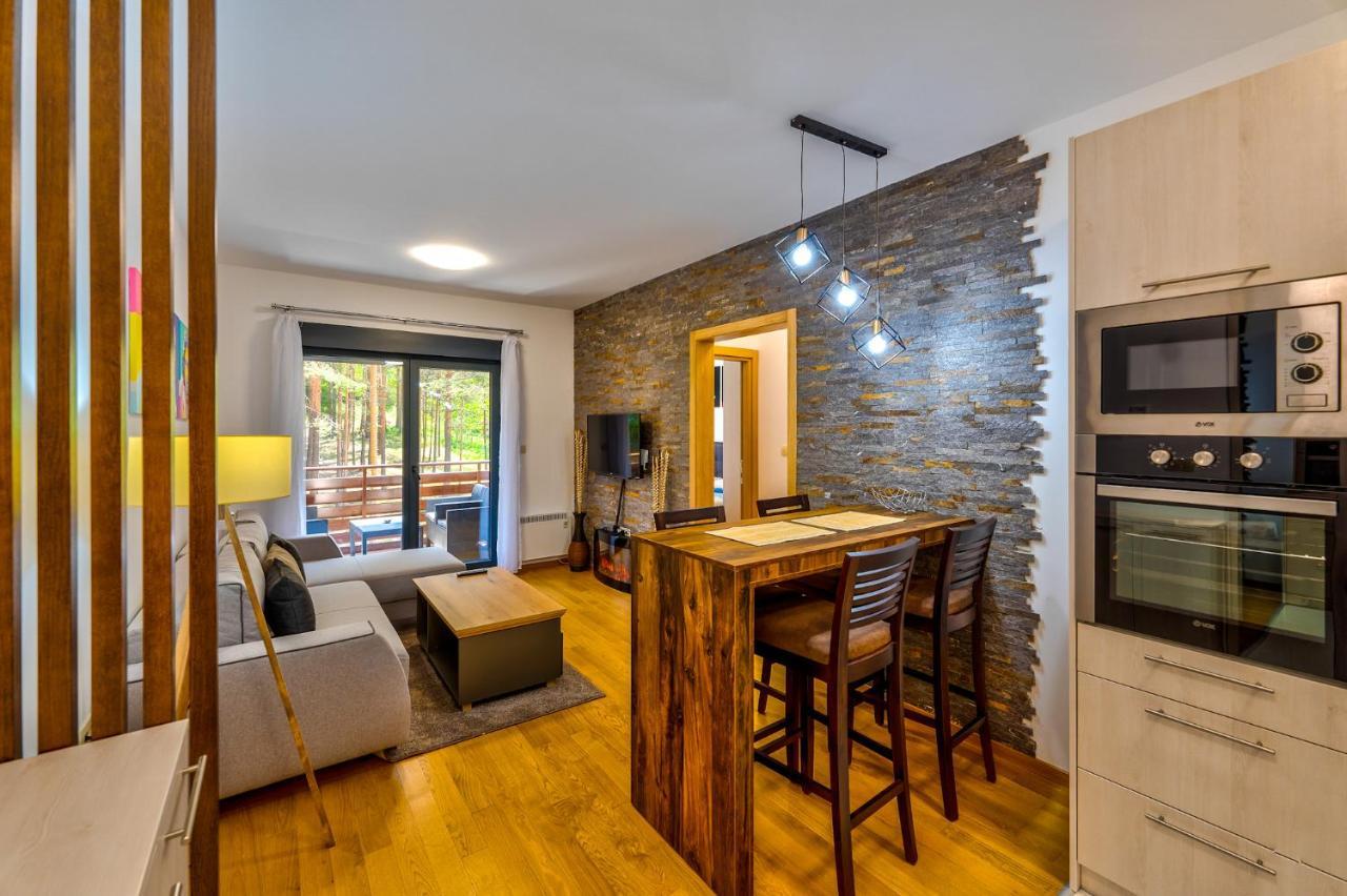 Apartment Pekovic Green, Pine Trees View 2 Bedrooms Zlatibor